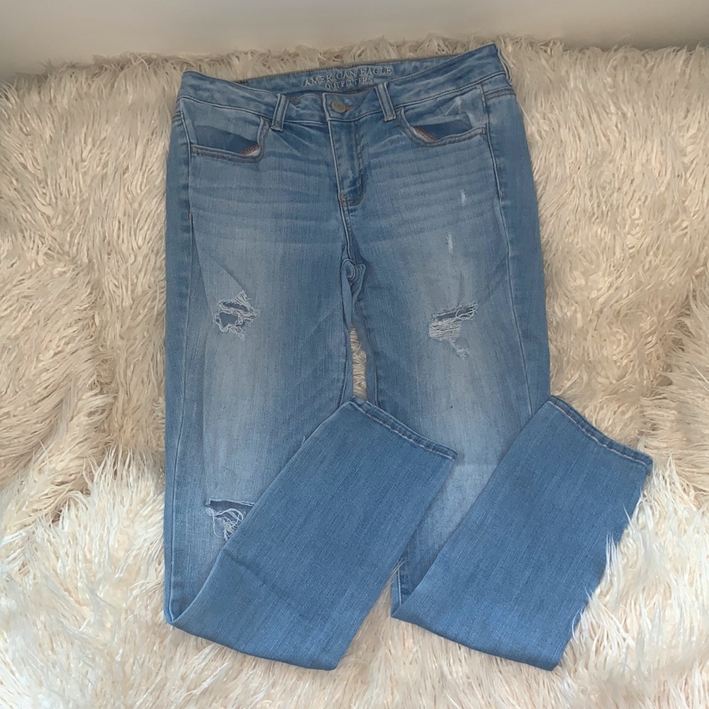 American Eagle light washed jegging size 8